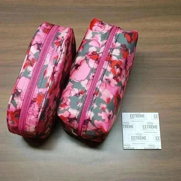 Set of Two Makeup Pouch / Bag Floral - Picture 6 of 6
